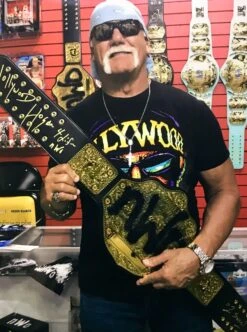 Hogan's Beach Shop Hollywood Hogan Signed WCW NWO Championship Title Belt Replica -Best Souvenir Shop 99E5B1C6 103B 4F3B AC25 D22F0DAC7495