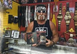 Hogan's Beach Shop Nwo Hulk Hogan Xbox One Funko Pop Signed (1 Of 1) -Best Souvenir Shop IMG 0073 1