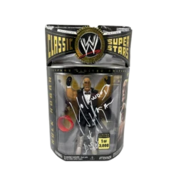 Hogan's Beach Shop Hollywood Hogan Nwo Classic Superstars Action Figure Autographed